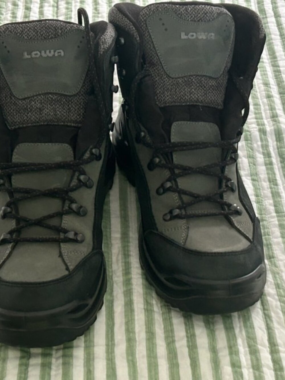 LOWA RENEGADE Insulated